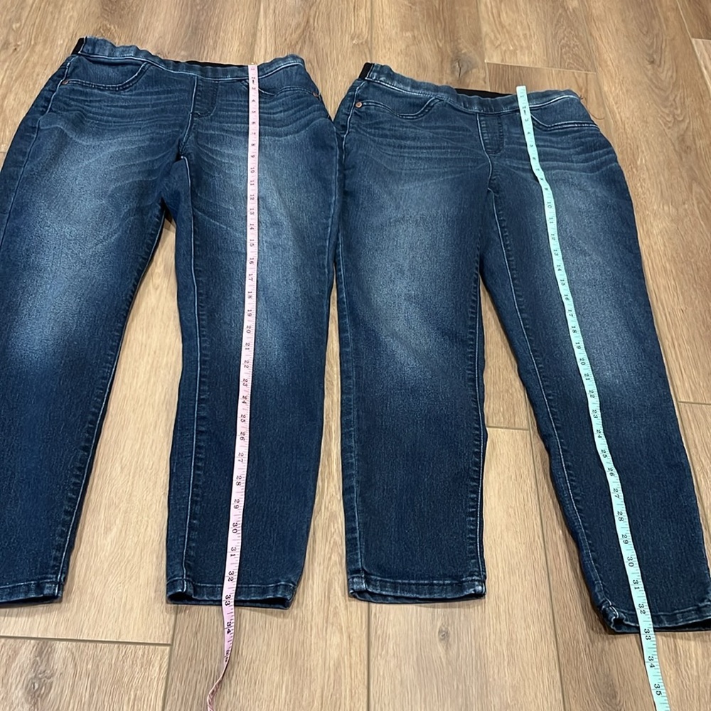 Bundle of Two Identical Simply Vera Vera Wang Cropped Stretch Jeans Size 4 - Picture 4 of 16
